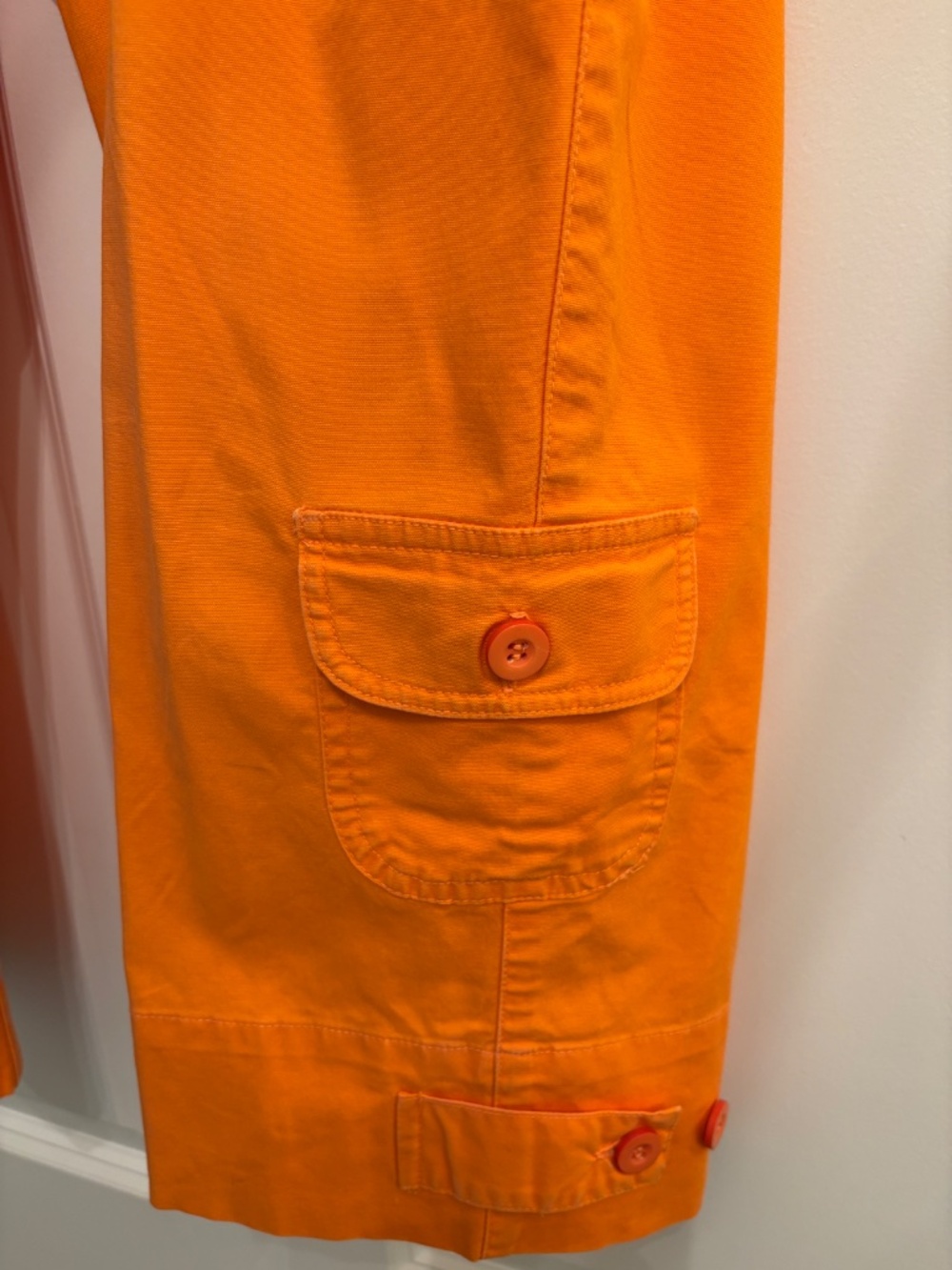 KNEE LENGTH PANTS , 95% COTTON/SPANDEX WITH SIDE & BACK POCKETS - Picture 4 of 9